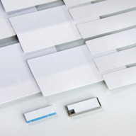 適用金屬、可表面列印 UHF RFID 超薄型標籤