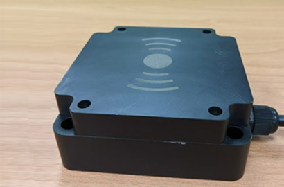 AR2690 防水內建天線固定式高效能 UHF RFID Reader