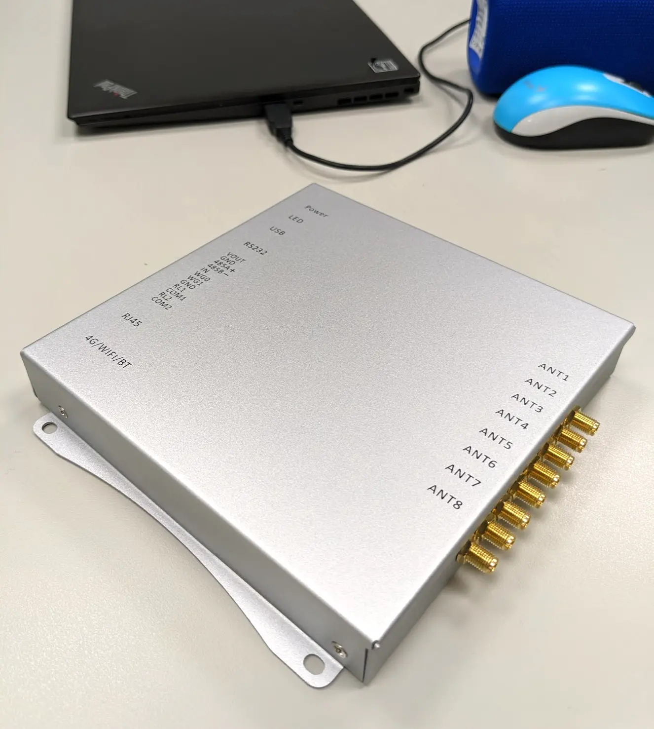 AR350 工業級 4/8埠 高效能 UHF RFID Reader