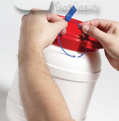 UHF RFID 束帶型標籤管控液體瓶罐