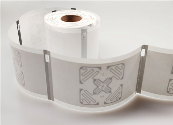 RL600 3D場型 貼紙型 UHF RFID 標籤